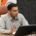 देहरादून DM का सख्त कदम: फीस माफ, 48 घंटे में जारी हुई टीसी; स्कूल प्रबंधन को देनी पड़ी राहत