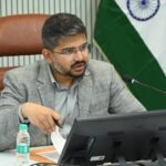 सीएम हेल्पलाइन मामलों में लापरवाही पर डीएम सख्त